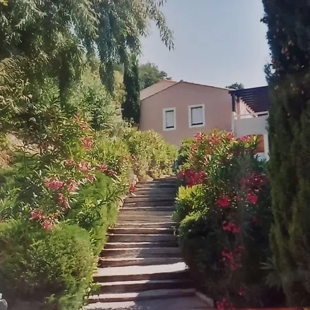 Sm180-305 Sainte Maxime Vue T2 Piscine Et Parking Appartement Sainte-Maxime