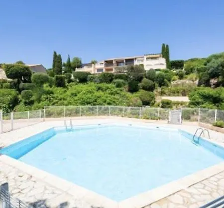 Sm180-305 Sainte Maxime Vue T2 Piscine Et Parking * Sainte-Maxime