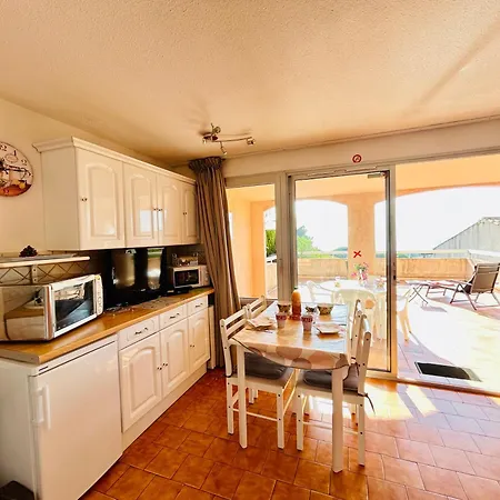 Apartment Sm180-305 Maxime Vue T2 Piscine Et Parking
