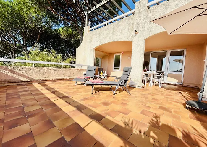 Appartement Sm180-305 Sainte Maxime Vue T2 Piscine Et Parking *