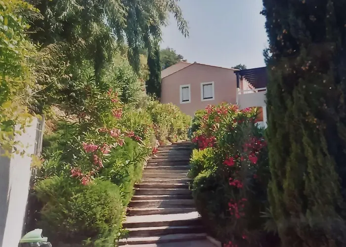 Sm180-305 Sainte Maxime Vue T2 Piscine Et Parking Appartement Sainte-Maxime